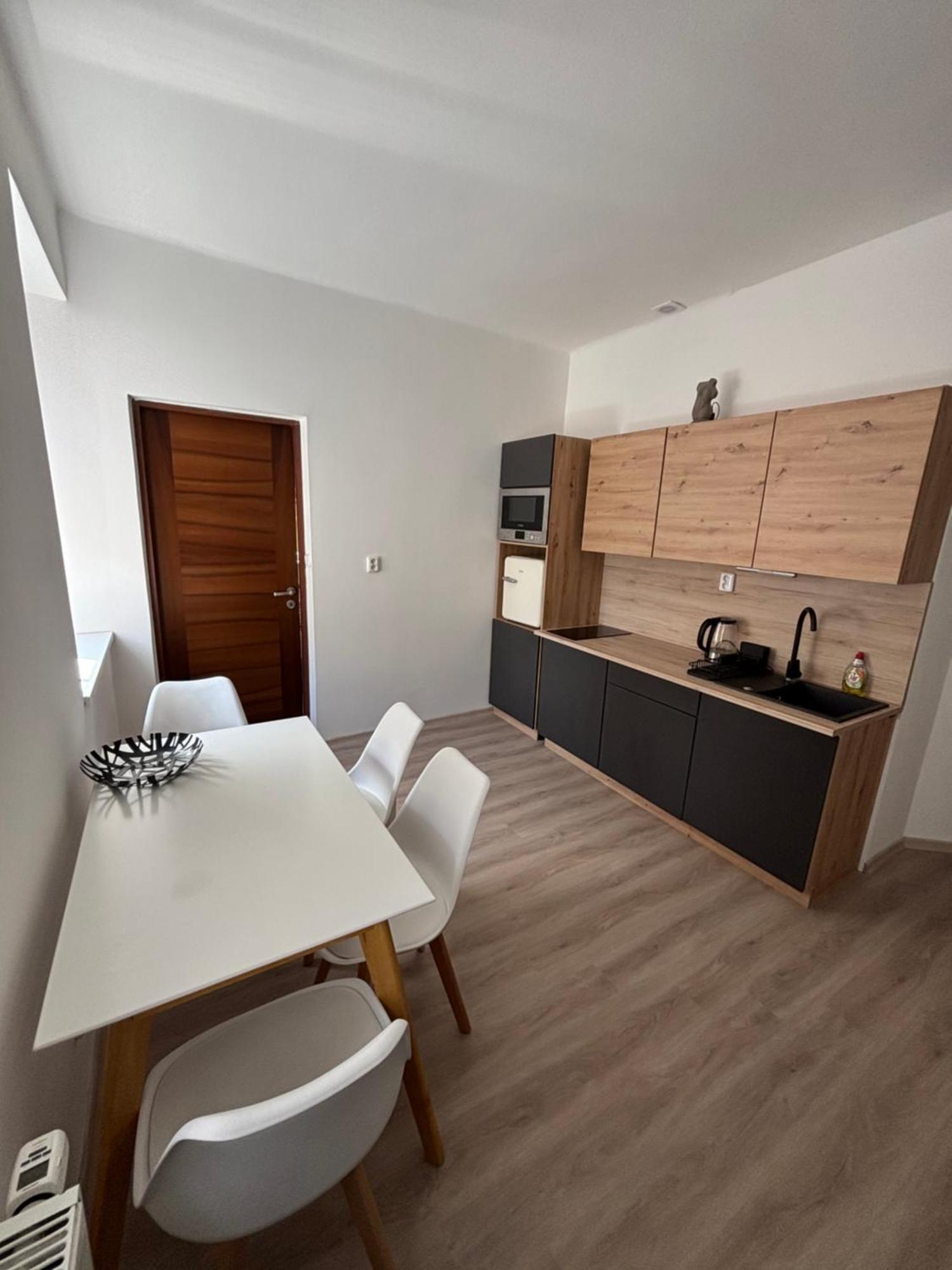 Apartman Orli Hnizdo Liberec Buitenkant foto